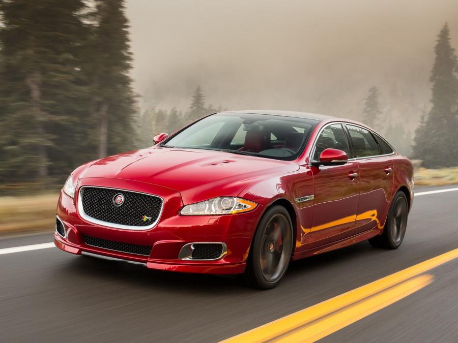  Jaguar XJR 2013 года  (US) (фото 9 из 16)